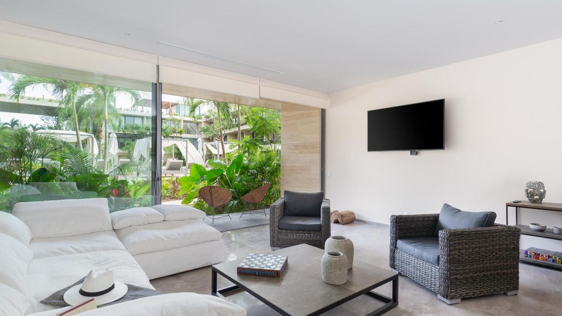 Luxury Two Bedroom Mistiq D104 By Sandy Powerful * Tulum