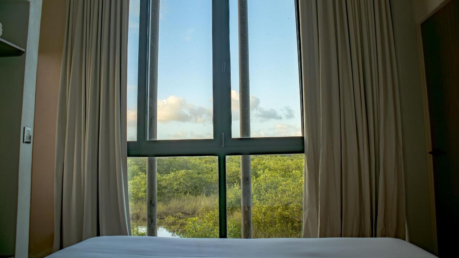 Caiman Habitat Hotel 5*