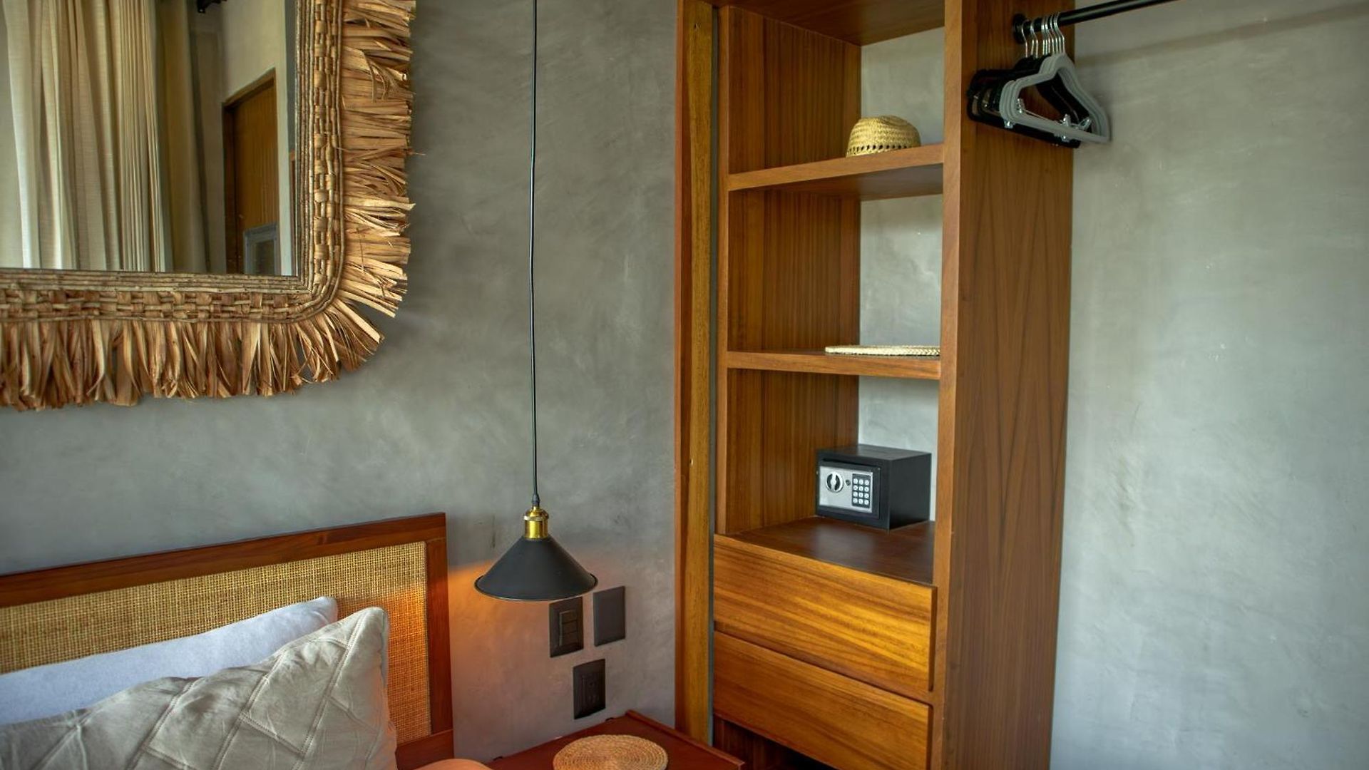 Caiman Habitat Hotel Tulum