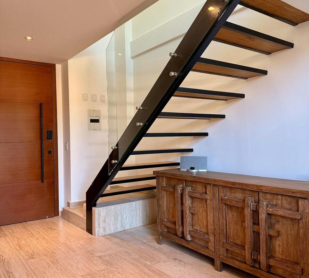 Apartment Luxury Loft In Mistiq Gardens Ii *