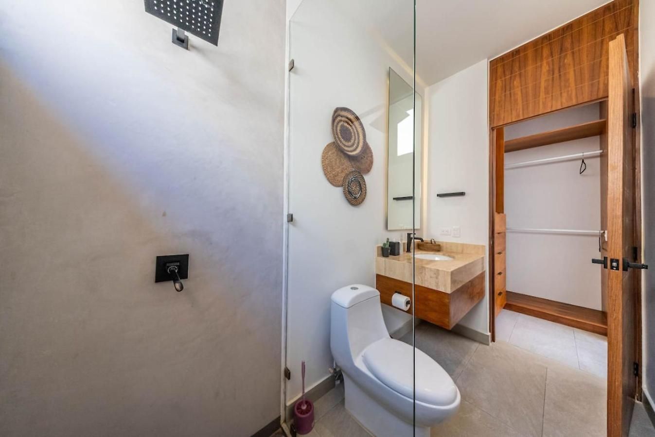 Holiday home Casa Mila 4bdr Luxury 24-7 Security *