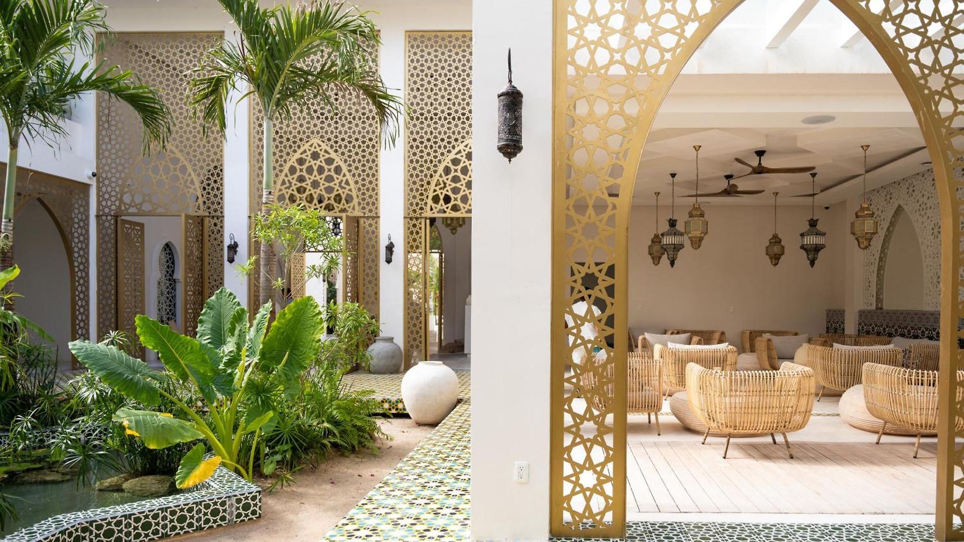 Sana Beachfront Boutique