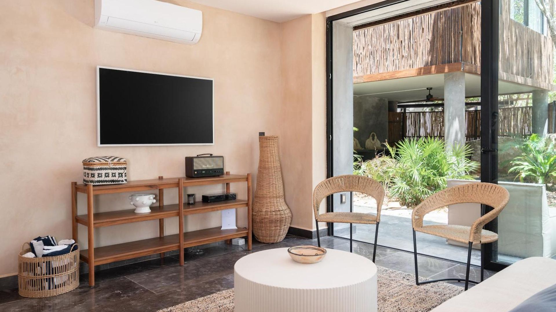 Apartamento Humana Luxury Private Pool & Huge Terrace *