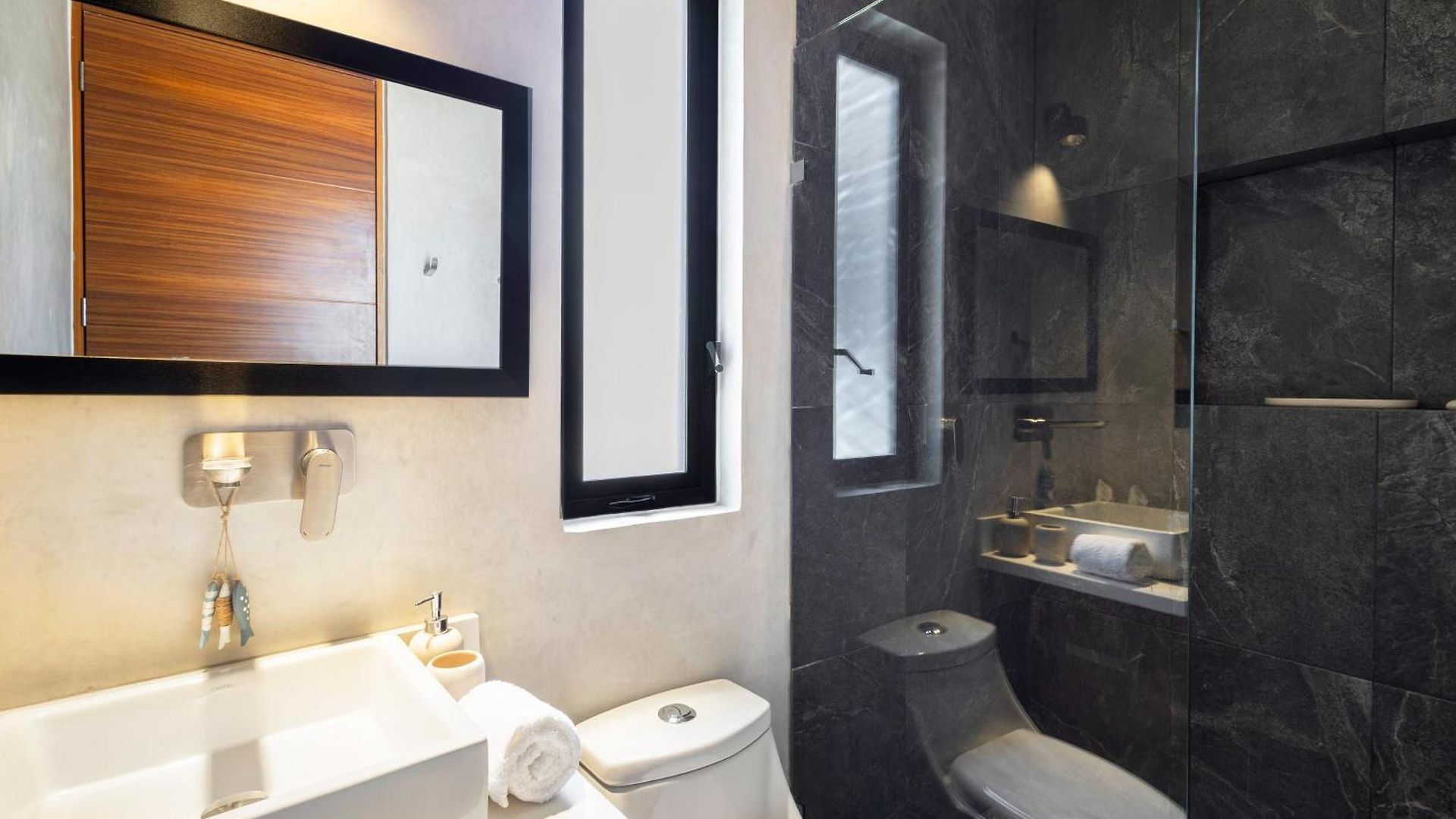 Luxury With 2 Private Pools & Rooftop Villa Tulum