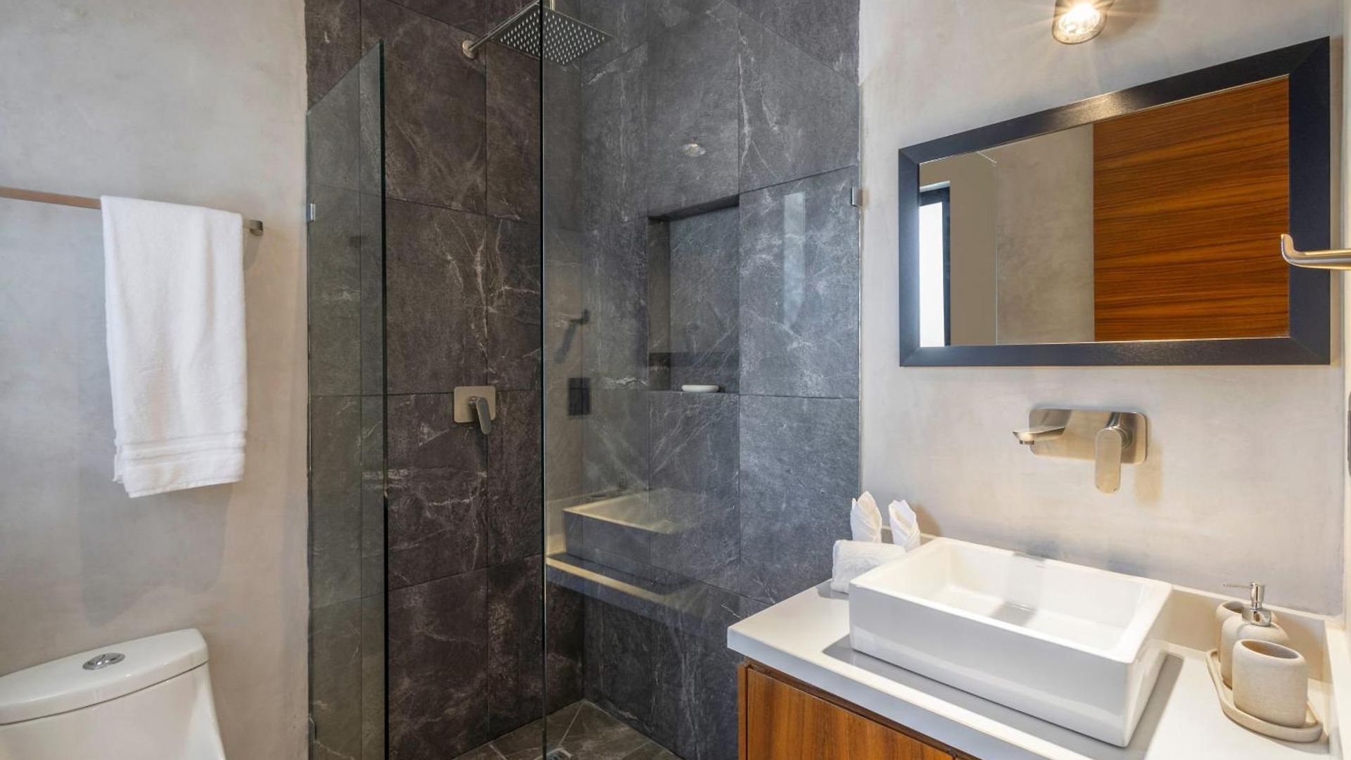 Villa Luxury With 2 Private Pools & Rooftop