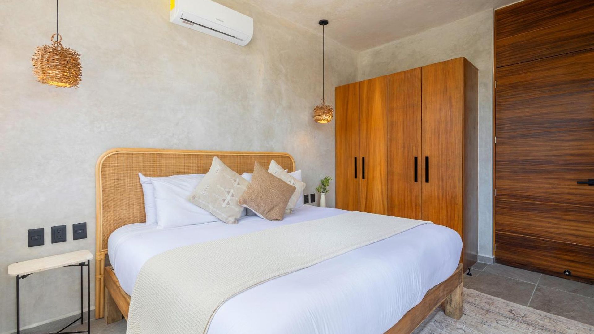 Villa Luxury With 2 Private Pools & Rooftop Tulum