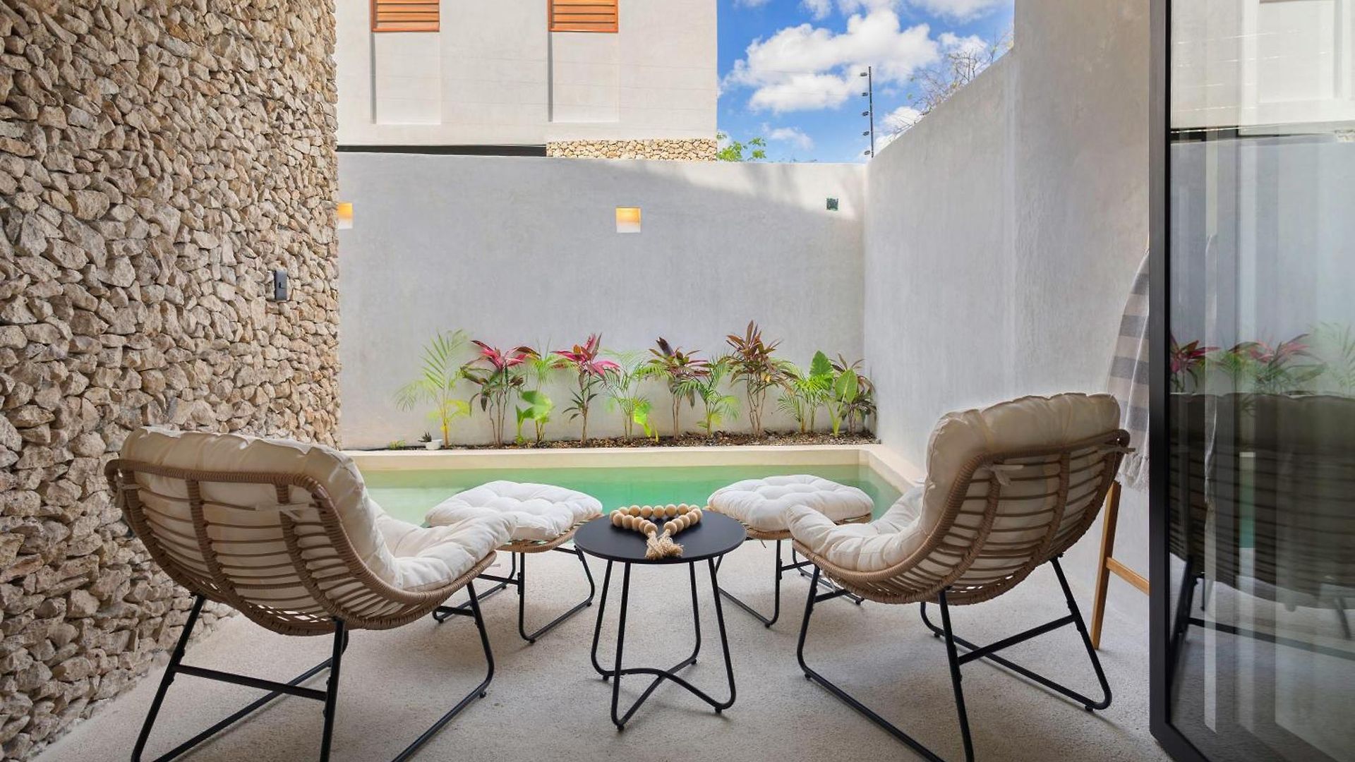 Villa Luxury With 2 Private Pools & Rooftop Tulum
