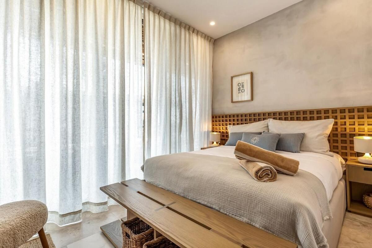 Gorgeous Luxury Penthouse At Xalet With Private Roof And Jacuzzi