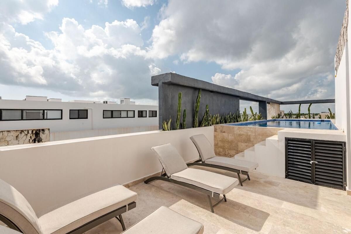 - Zama Tower Premium