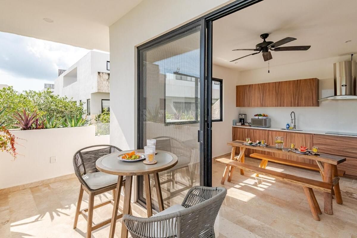 - Zama Tower Premium Apartment
