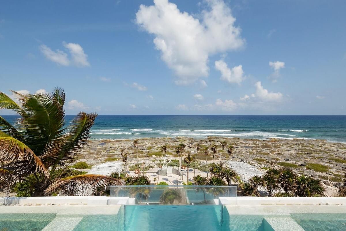 Luxury Oceanfront Estate With Pool, Staff, Sleeps 24 Villa Tulum