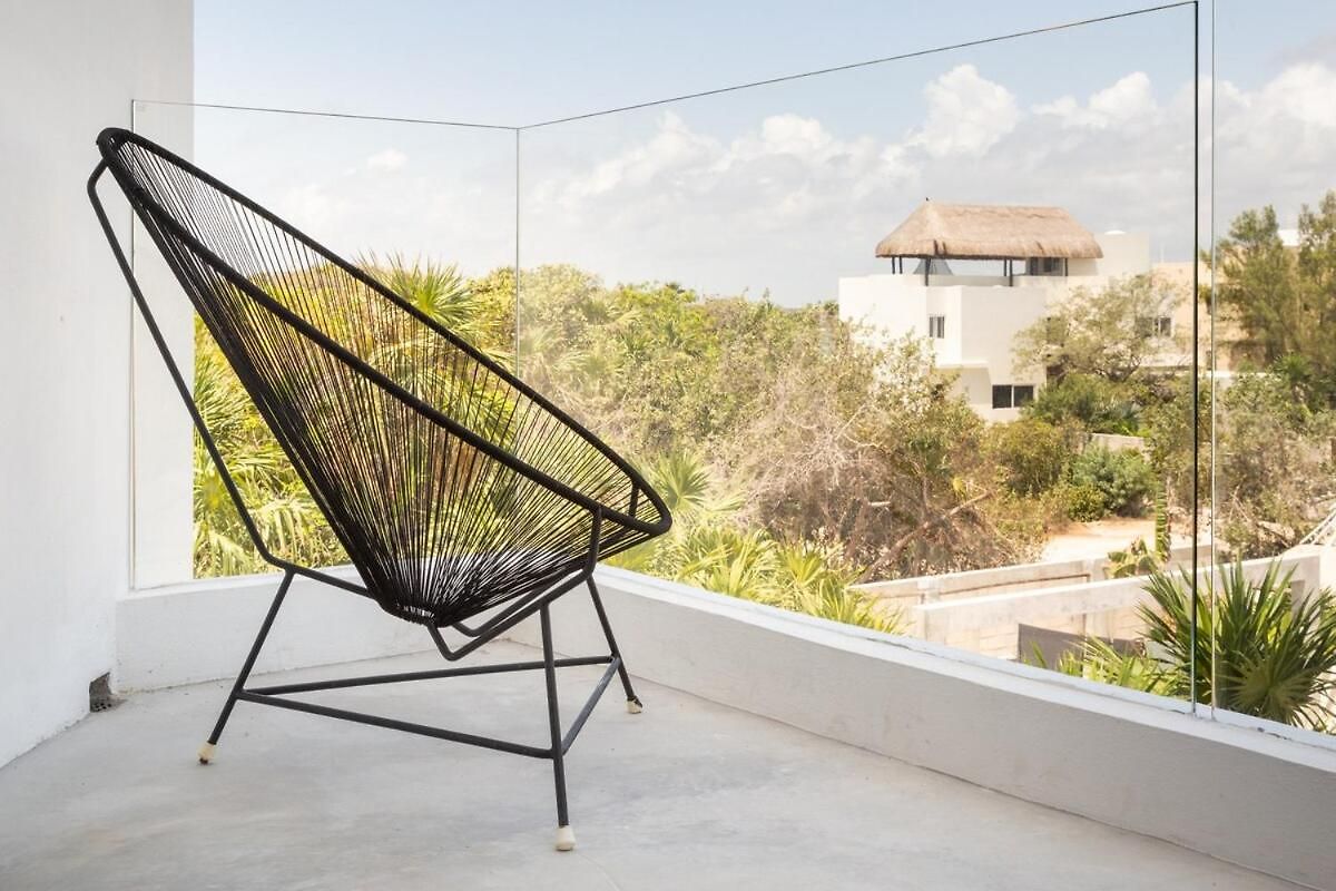 Luxury Oceanfront Estate With Pool, Staff, Sleeps 24 Villa Tulum
