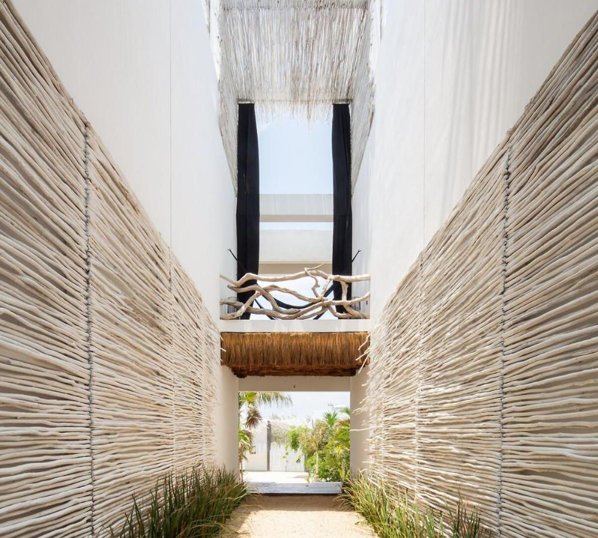 Luxury Oceanfront Estate With Pool, Staff, Sleeps 24 Tulum