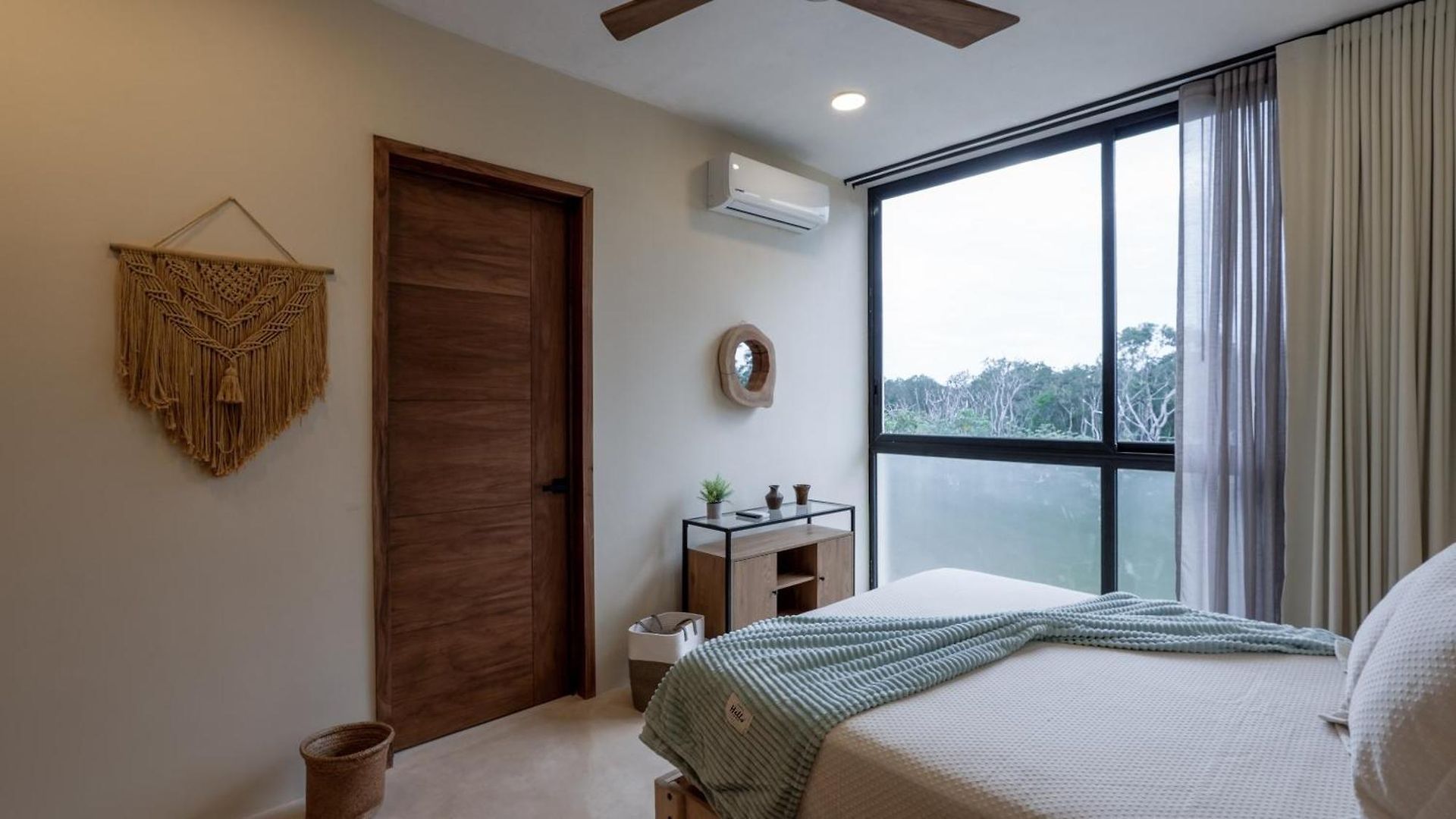 Penthouse With Private Pool, Rooftop, And Stunning Views Apartment