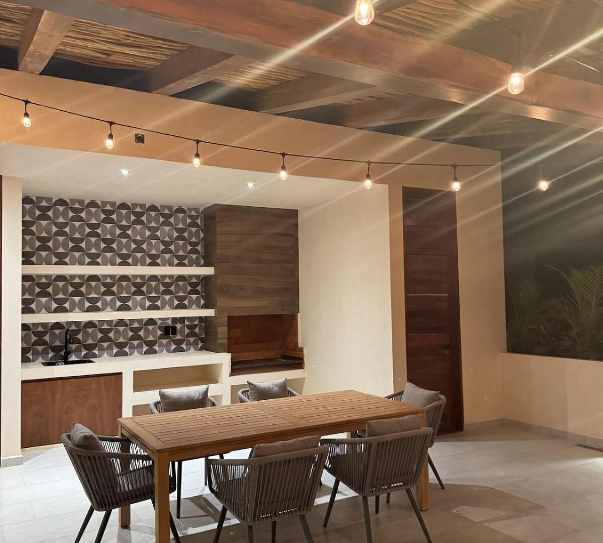 Erze 4 Bedrooms And Private Pool Villa