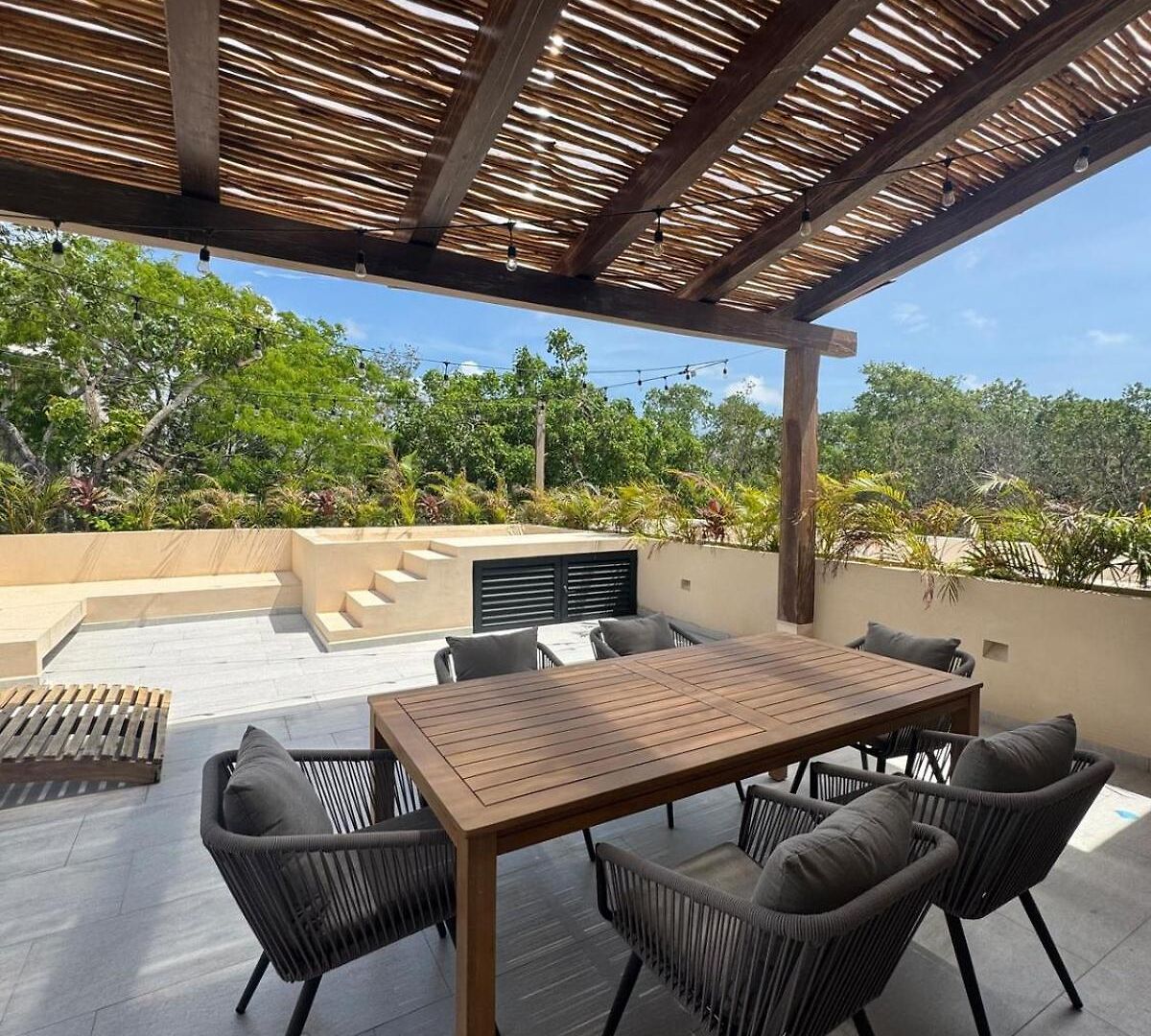 Erze 4 Bedrooms And Private Pool Villa