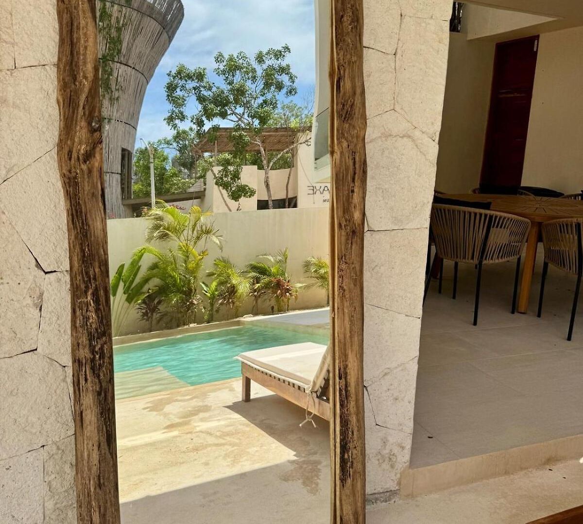 Erze 4 Bedrooms And Private Pool