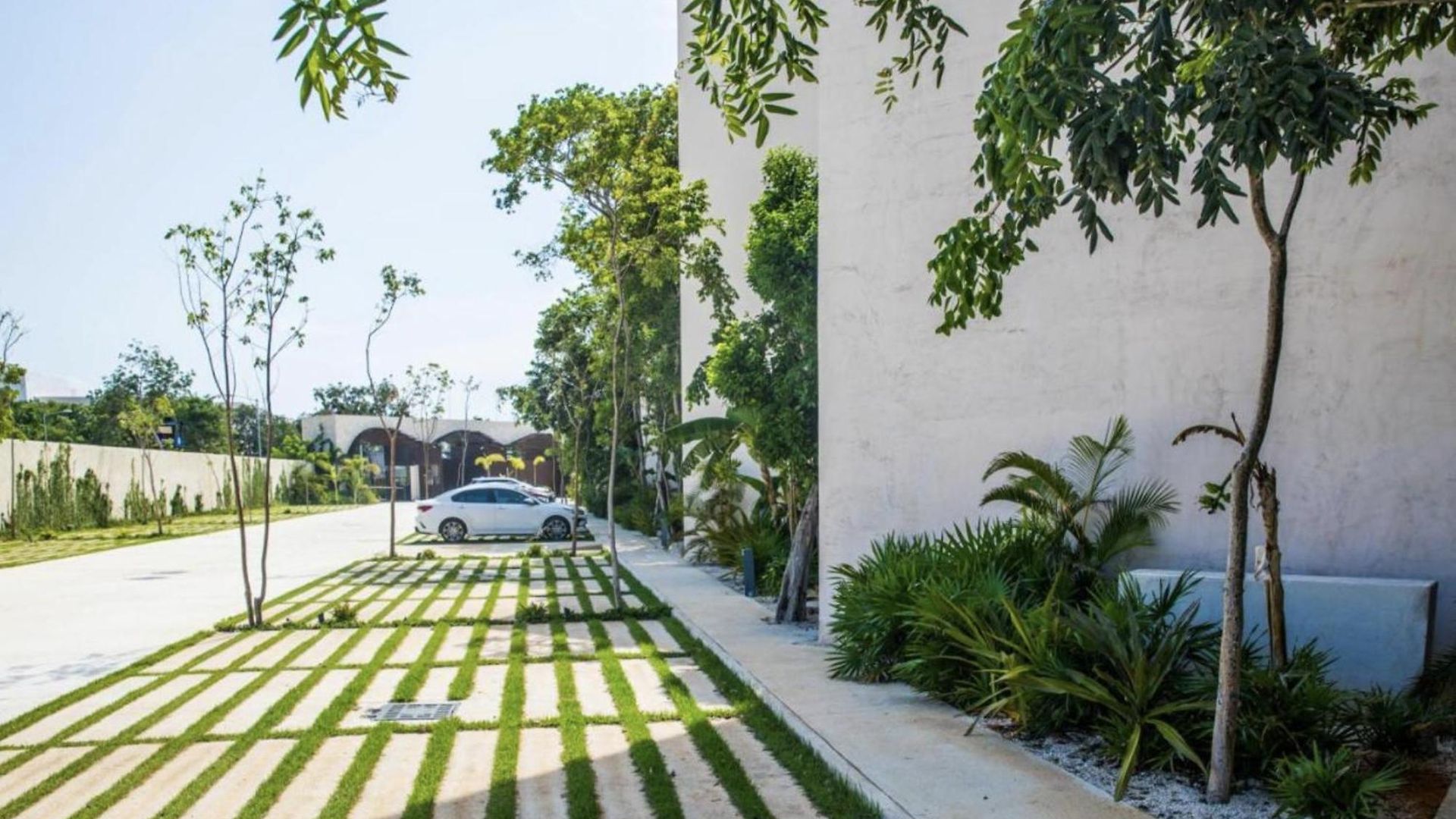 Exclusive In A Gated Community By Casa Paraiso Apartment