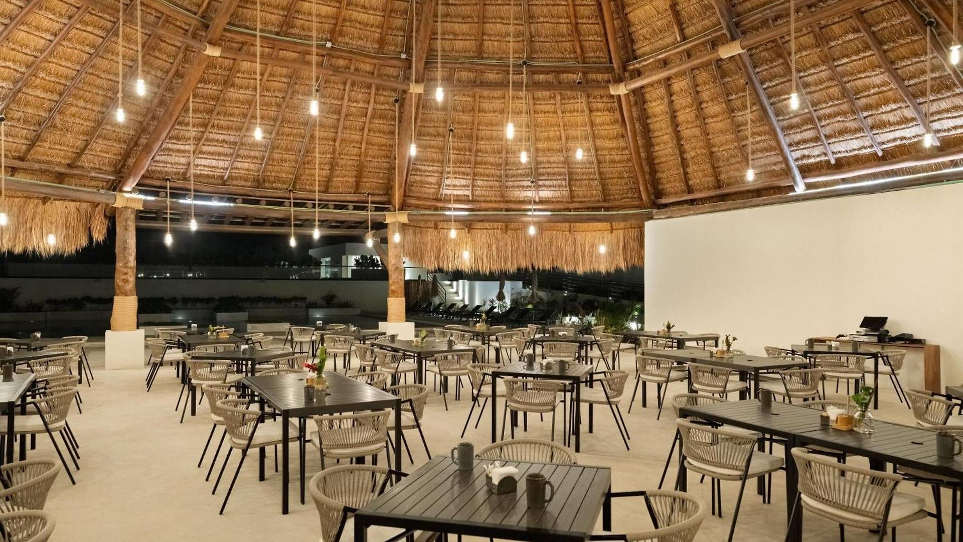 Hotel Wyndham 4*