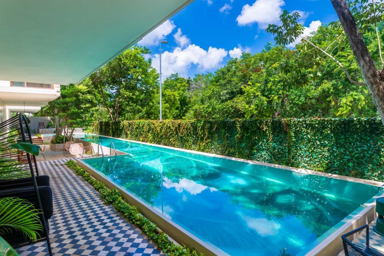 Apartment Oasis In With A Private Pool *