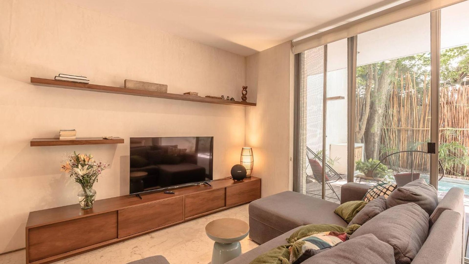 Apartment Monet - Free Bikes & Pass & Private Pool