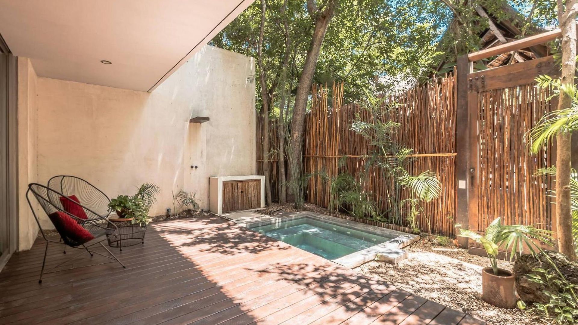 Monet - Free Bikes & Pass & Private Pool *
