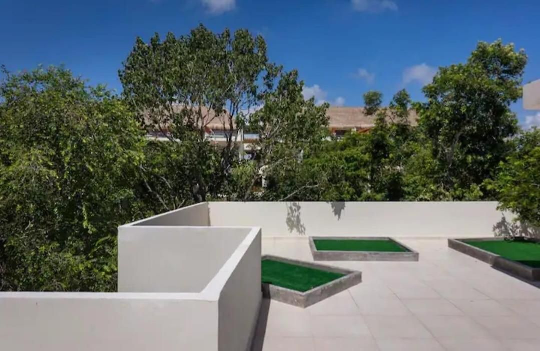 Apartment Jungle Jacuzzi *