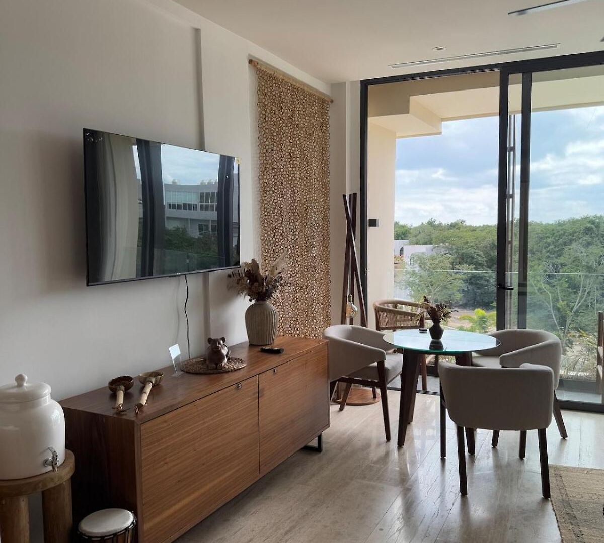 Apartamento Luxurious Mistiq Gardensii Pool Beachclub