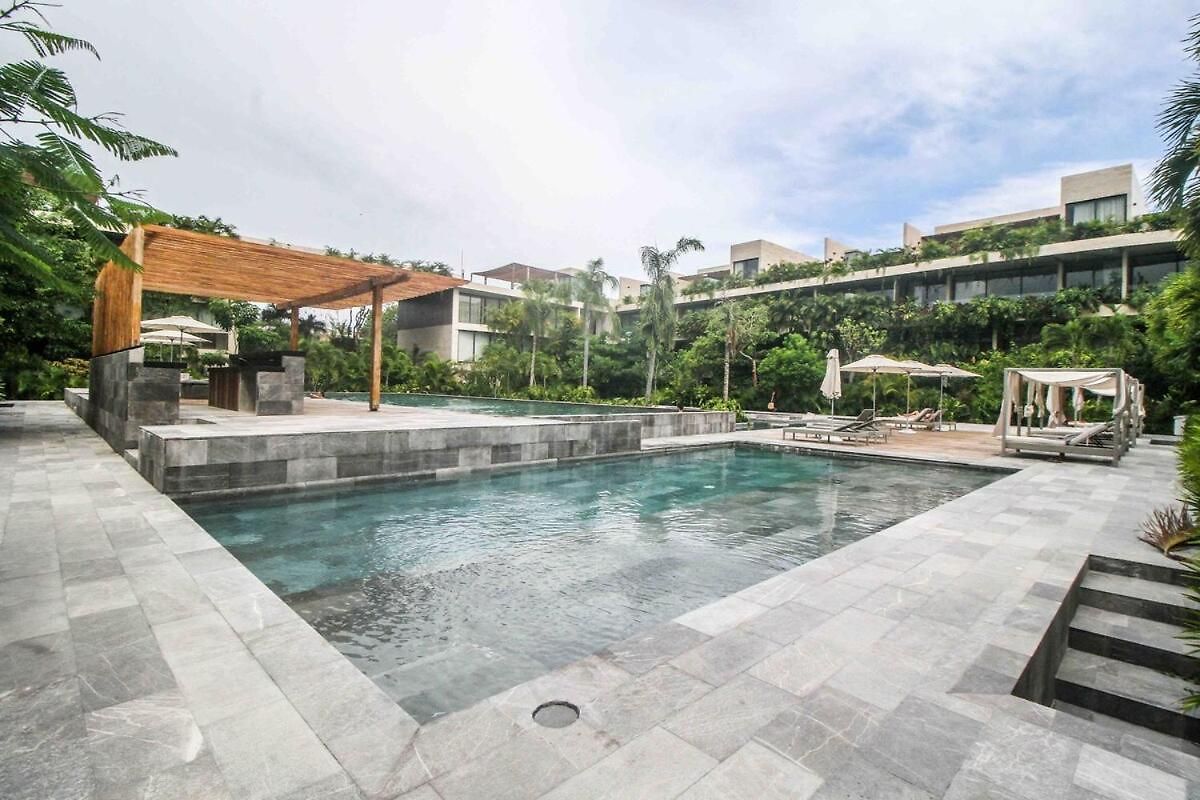 Luxurious Ph Private Pool Beachclub Mistiqtulum