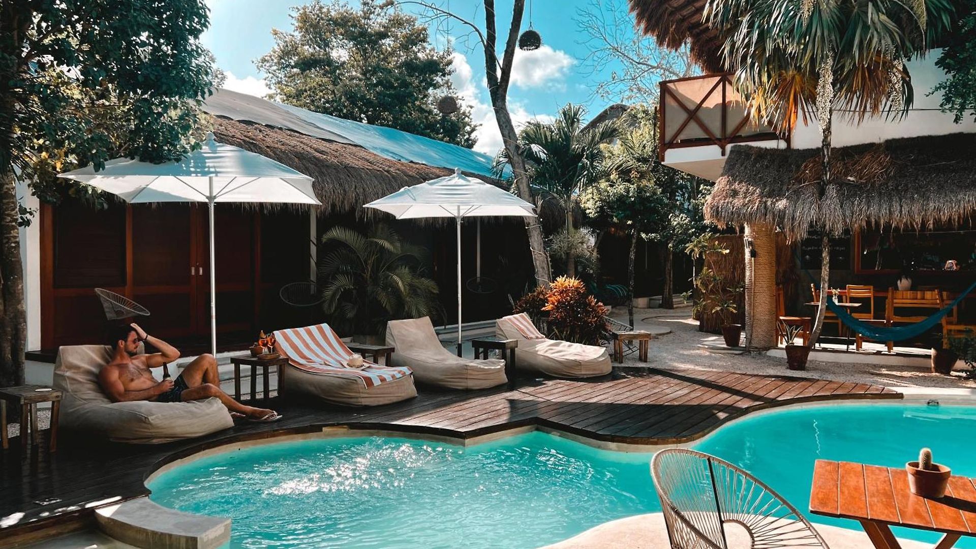 Mimosa Hostal