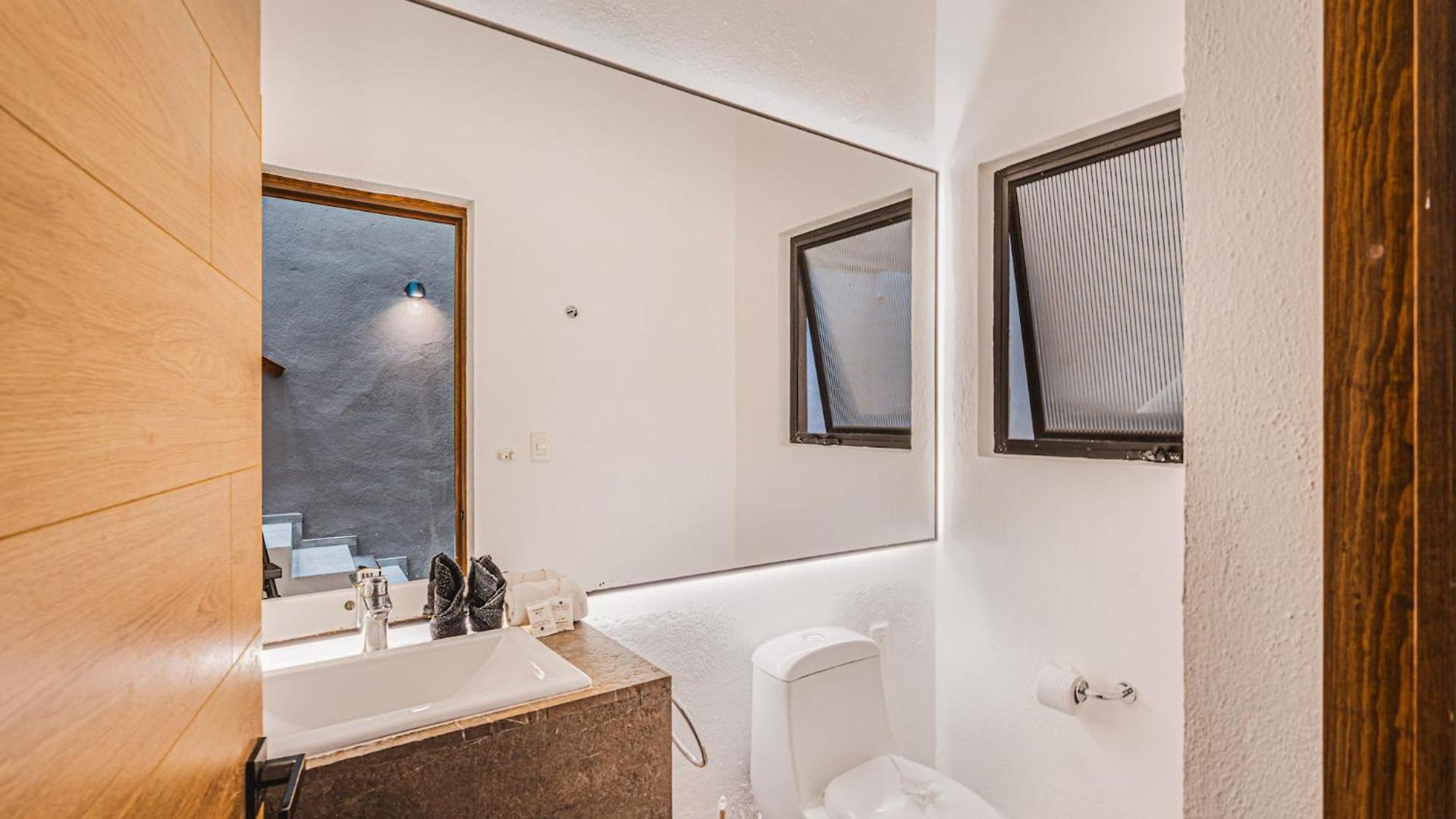 Serene 4br W Pool Hot Tub 1xfree Breakfast Apartment *