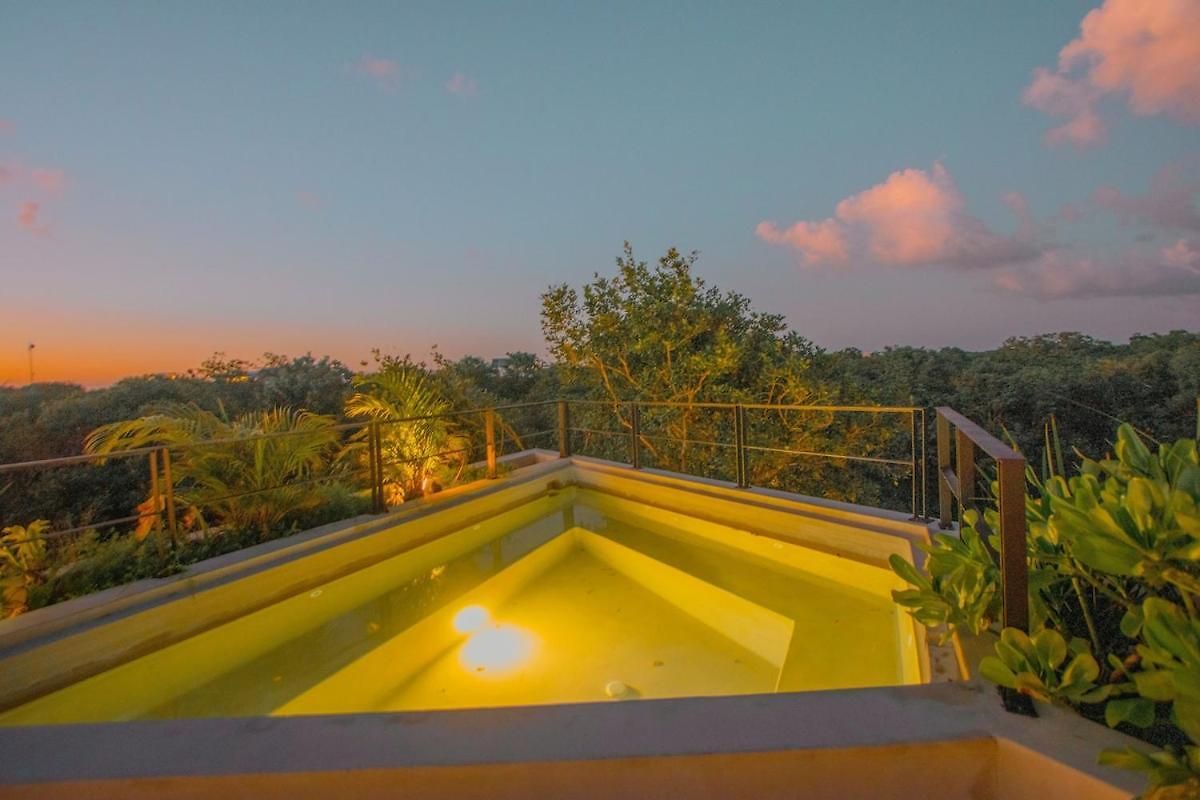 Nina Bonita Kukulkan Road Villa Tulum