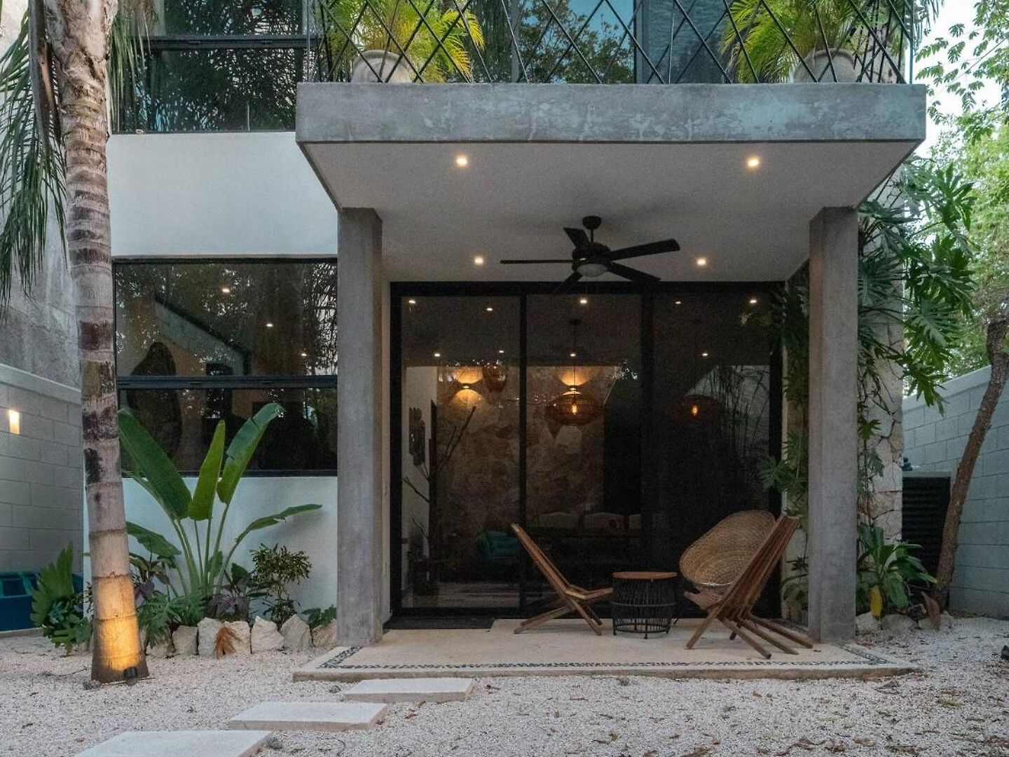 Luxe 3br Private Pool, Gated Community