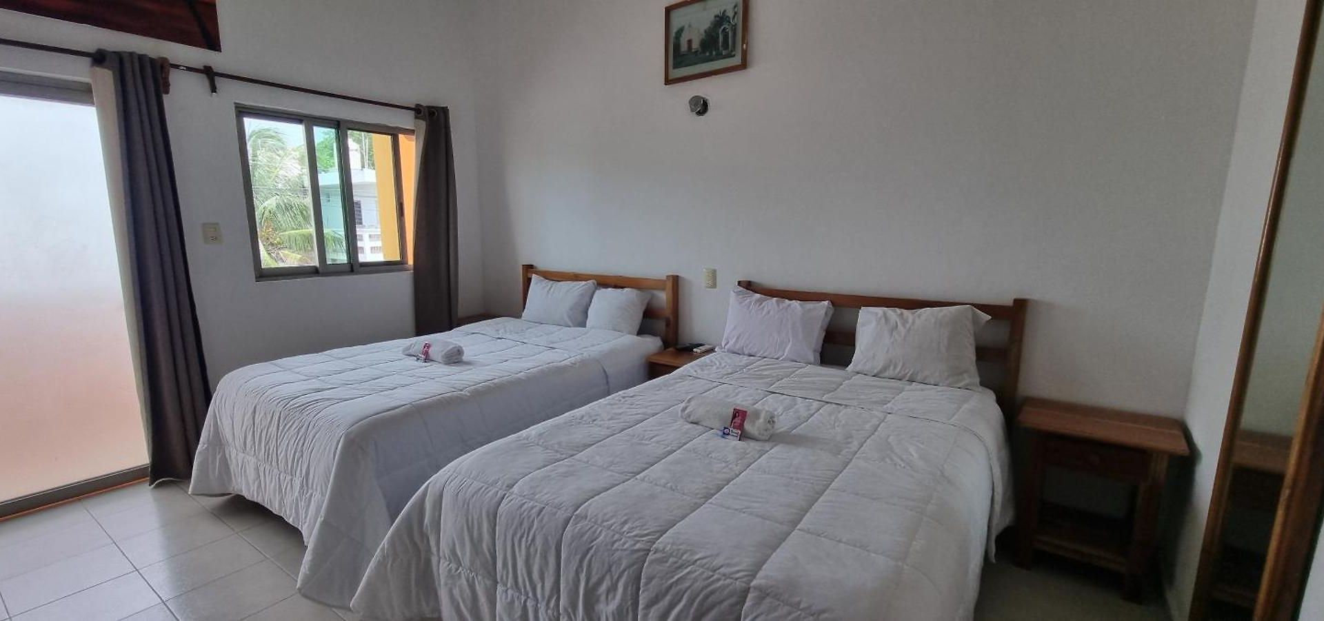 Iker Hotel