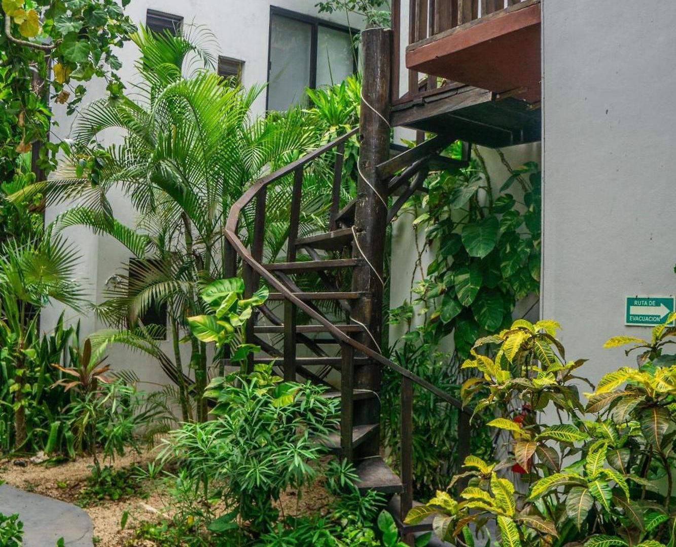 Hostal Maui