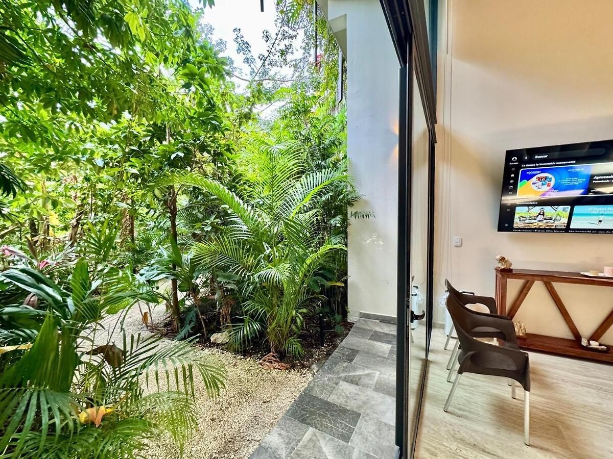 Beautiful Loft Minutes From The Sea! Holiday home