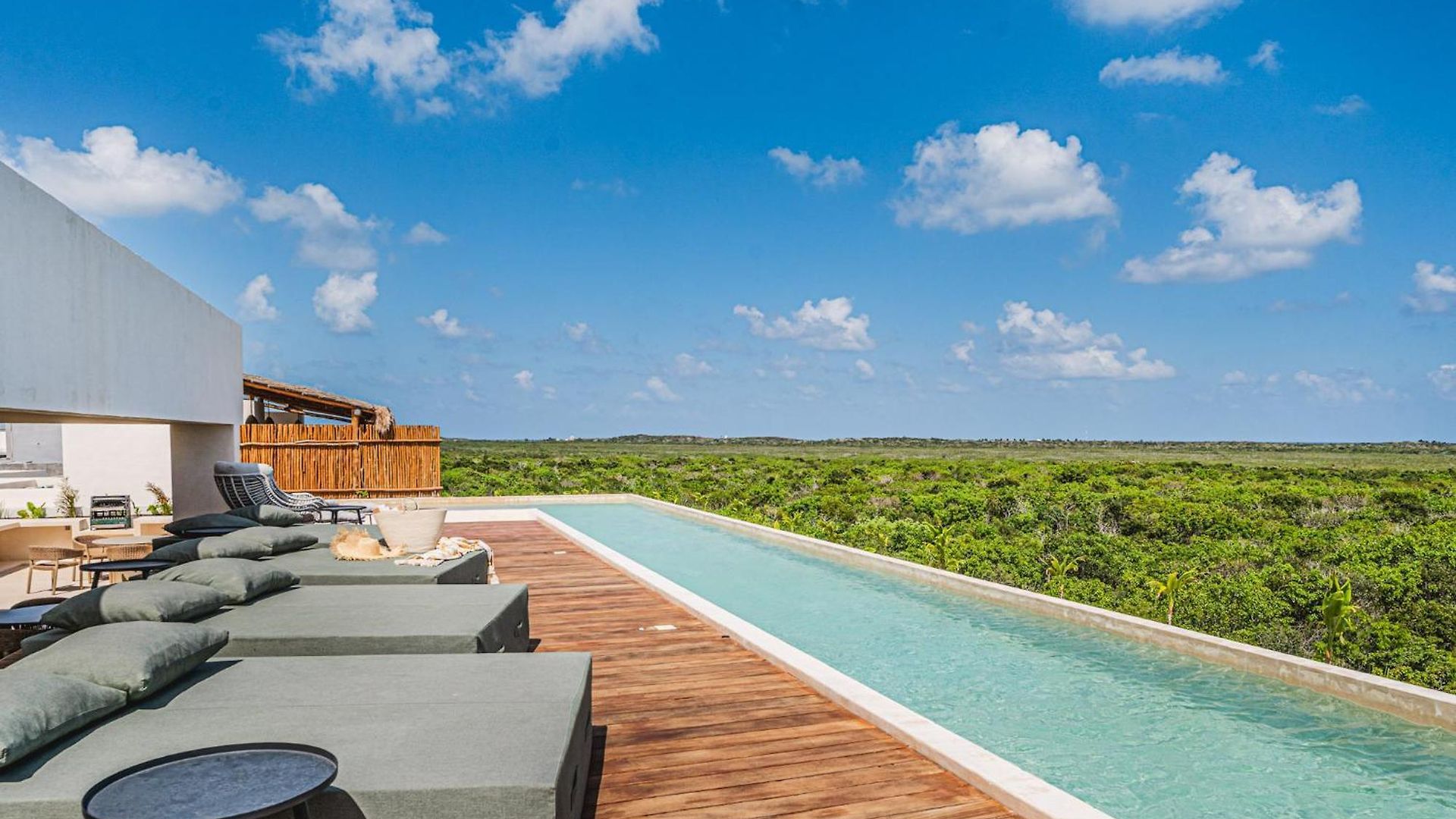 Apartment 2 Bedroom Bliss Stunning Rooftop Gym Osmosis Desk Tulum