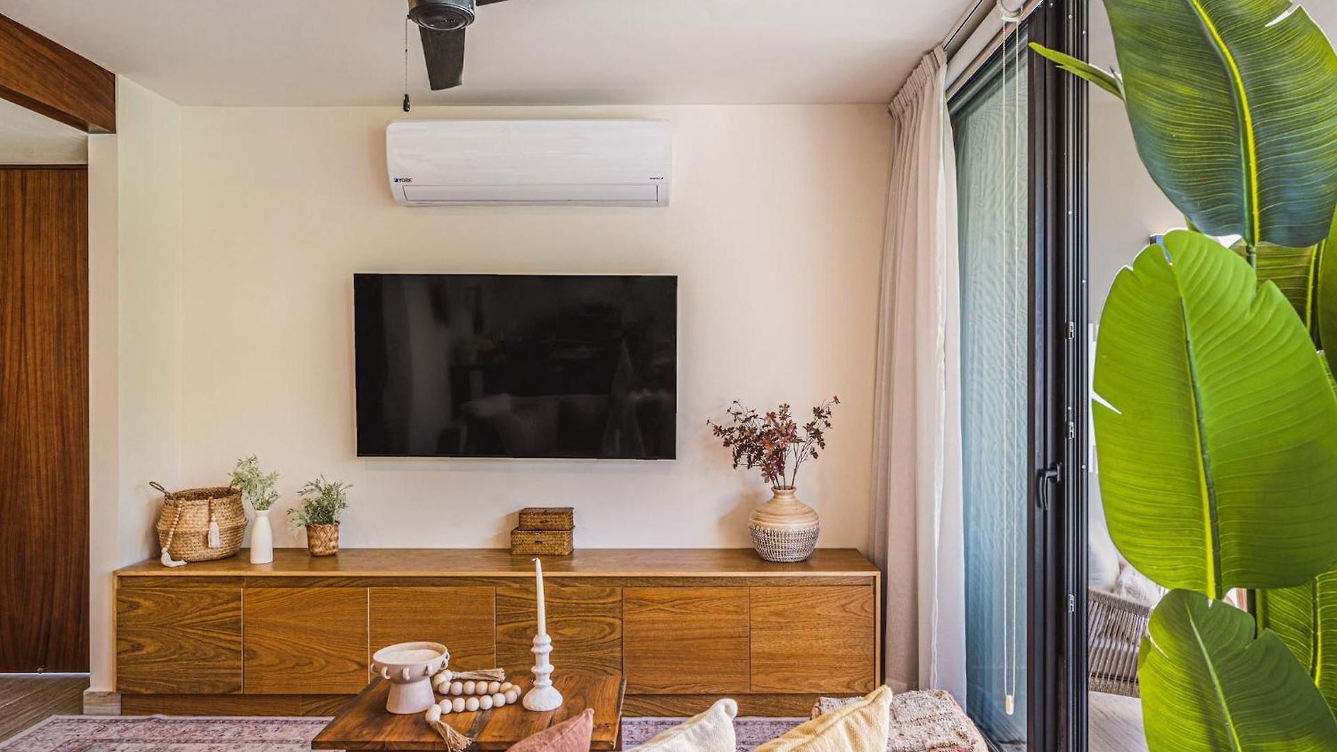 Apartment 2 Bedroom Bliss Stunning Rooftop Gym Osmosis Desk Tulum