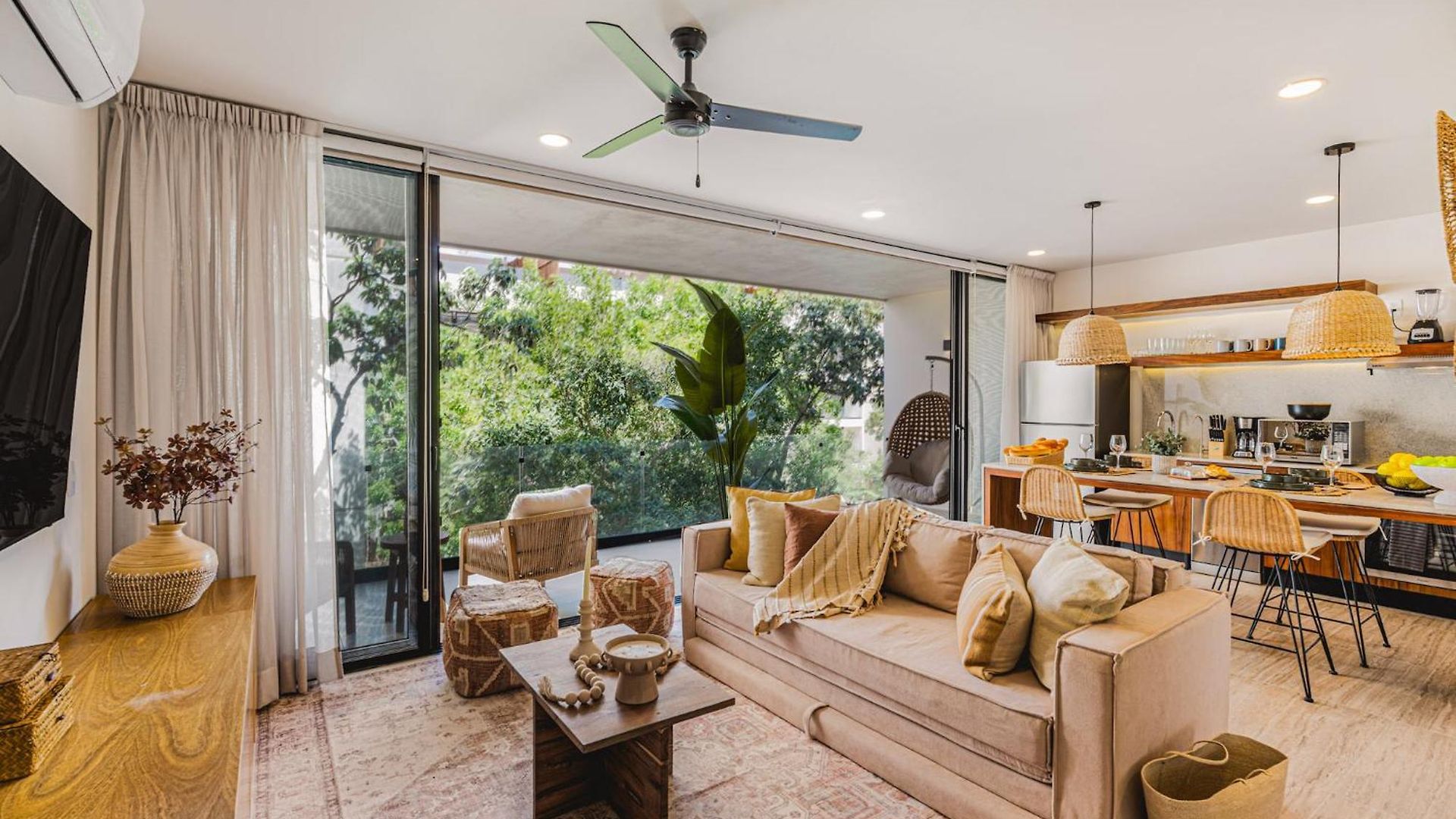 Apartment 2 Bedroom Bliss Stunning Rooftop Gym Osmosis Desk Tulum