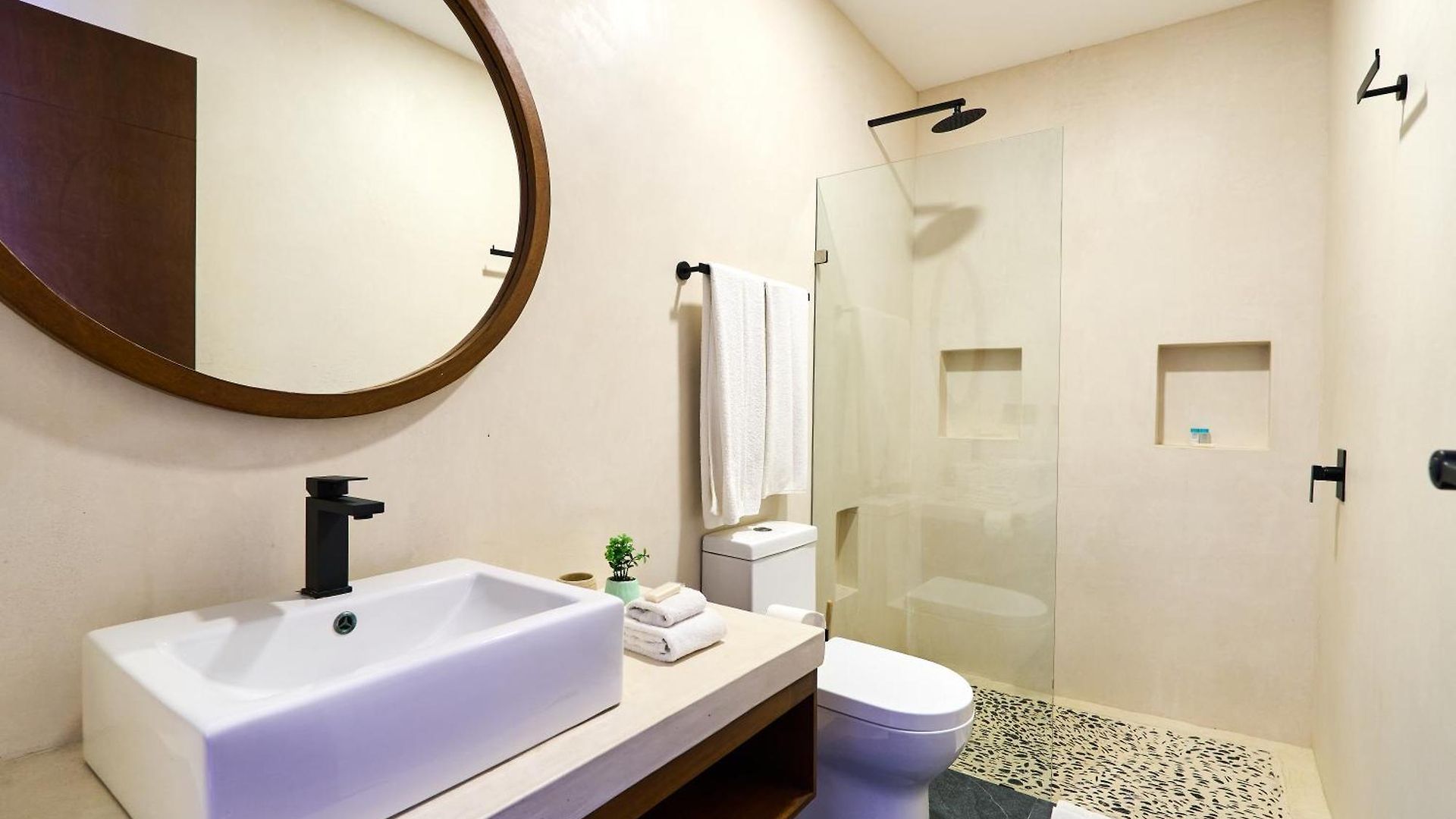 Holiday home Casa Baay - Private 17 Bedroom House, 34 Pax, Rooftop And Pool + Concierge