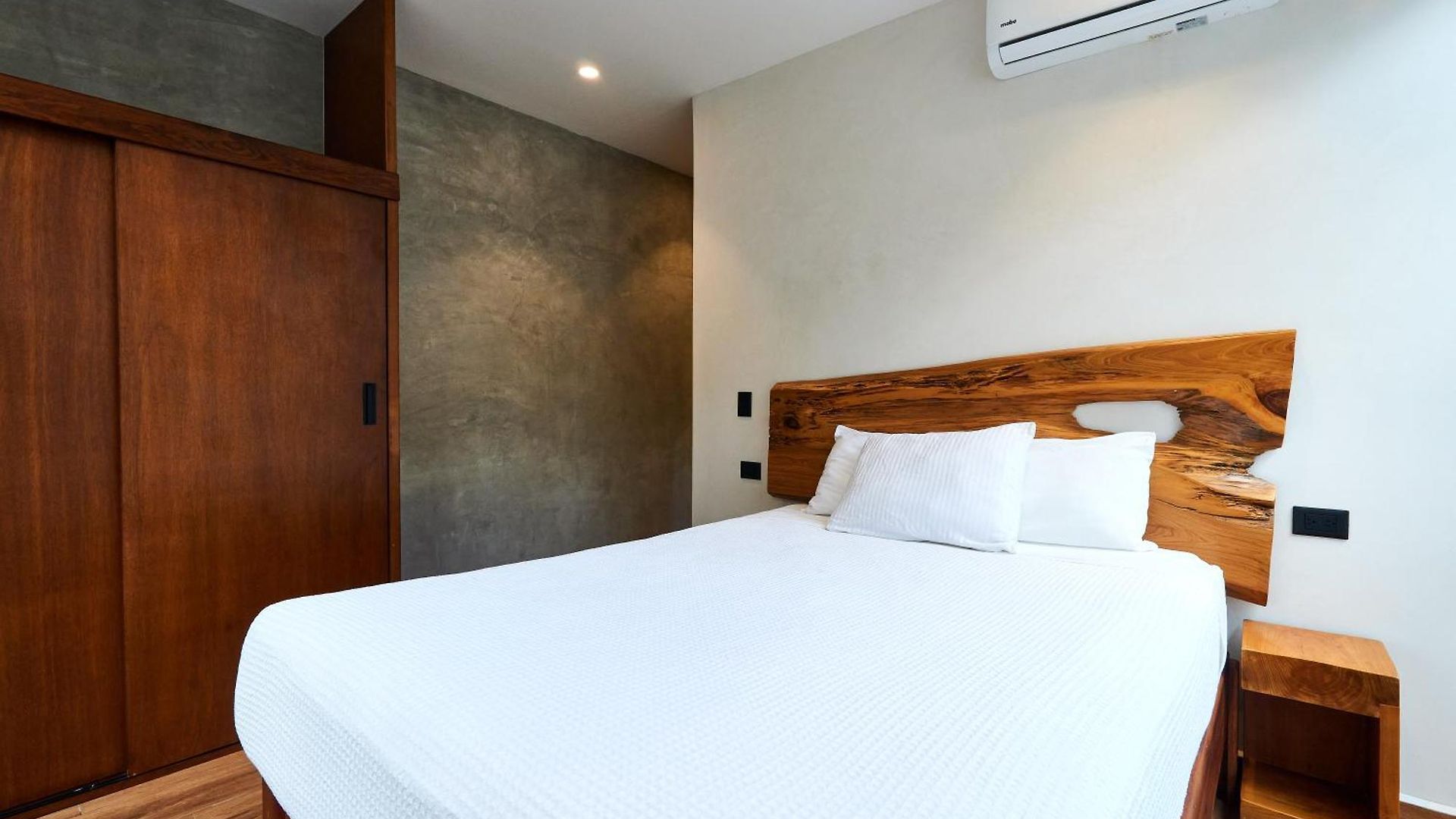 Casa Baay - Private 17 Bedroom House, 34 Pax, Rooftop And Pool + Concierge Tulum