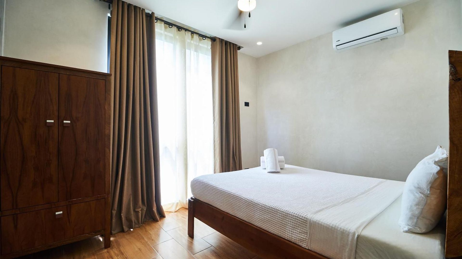 Casa Baay - Private 17 Bedroom House, 34 Pax, Rooftop And Pool + Concierge Holiday home Tulum