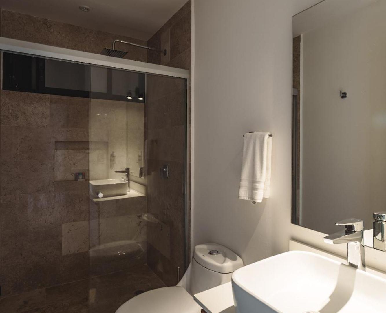 Spacious With Rooftop Pool, Gym, Coworking And Cinema