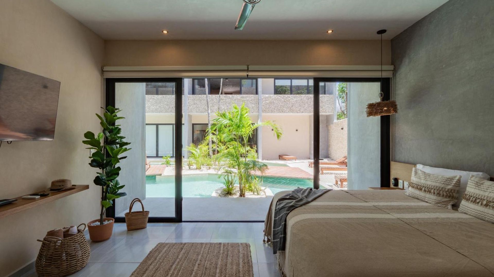 Swimup Retreat With Pool Terrace In Veleta Tulum