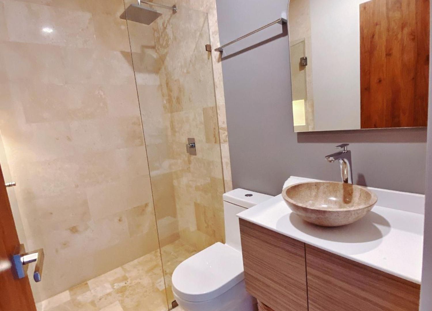 1-bd With Ocean View Rooftop Pool
