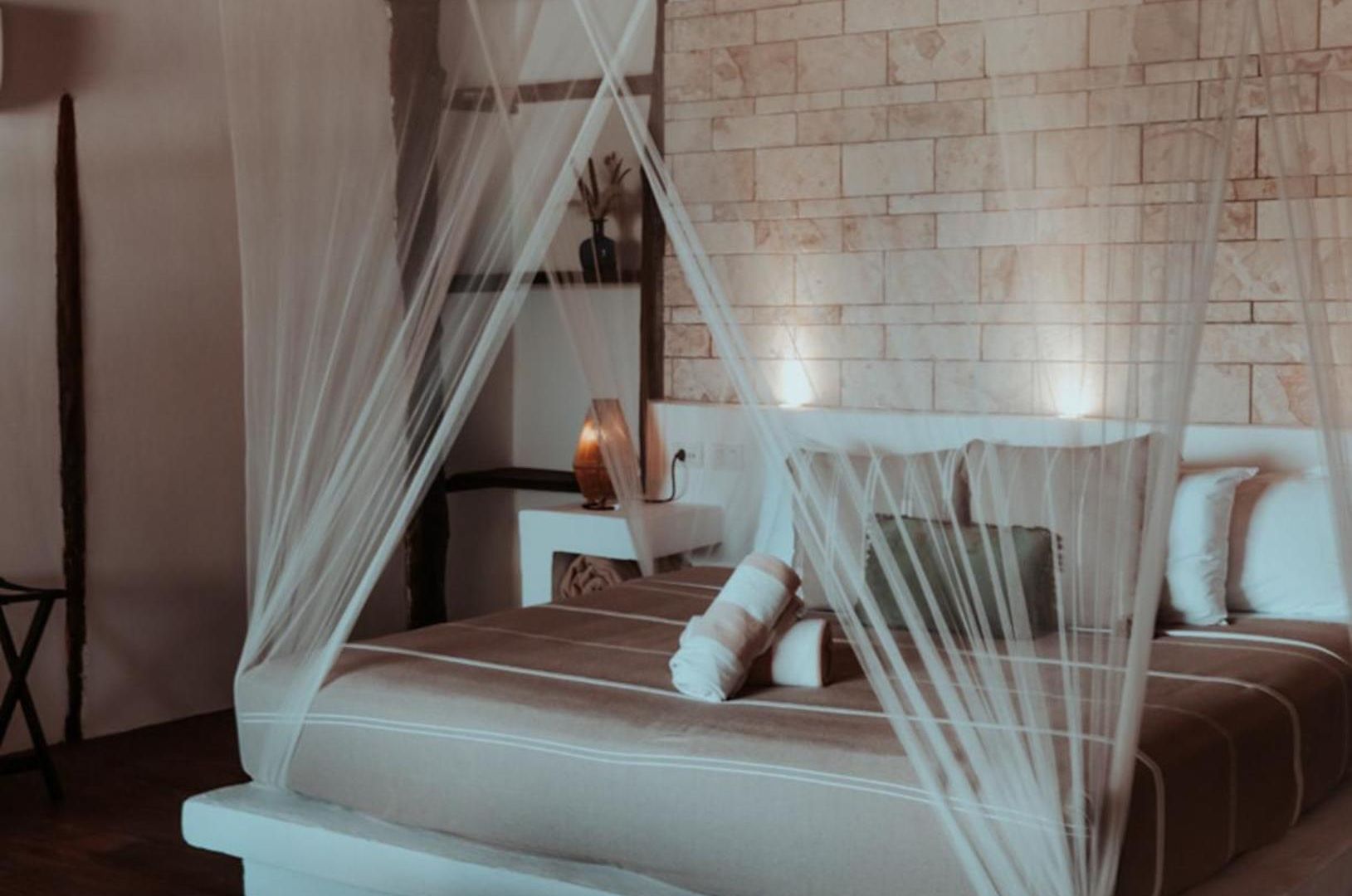 Niken Beachfront Hotel