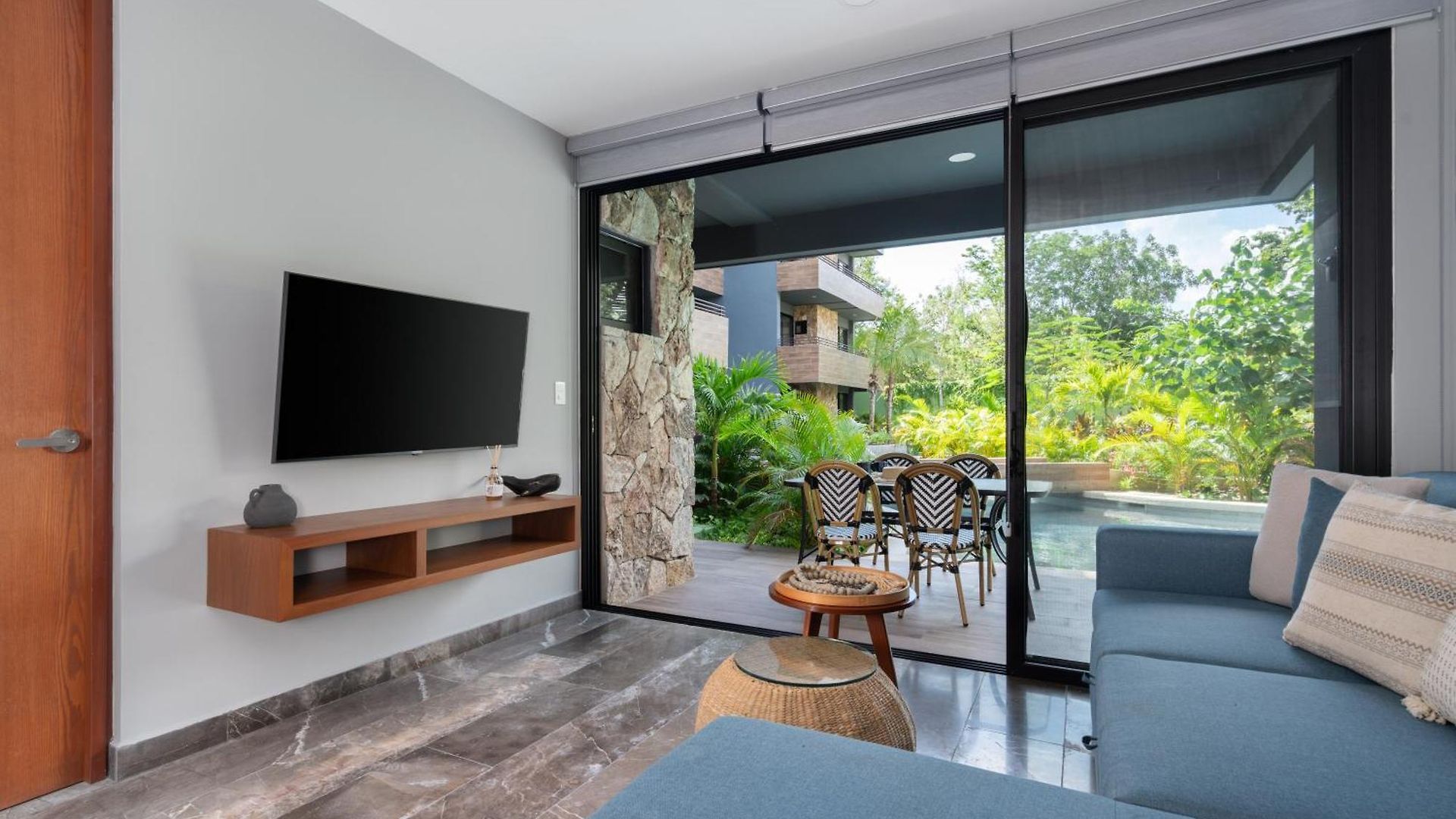 Paramar Black Apartamento