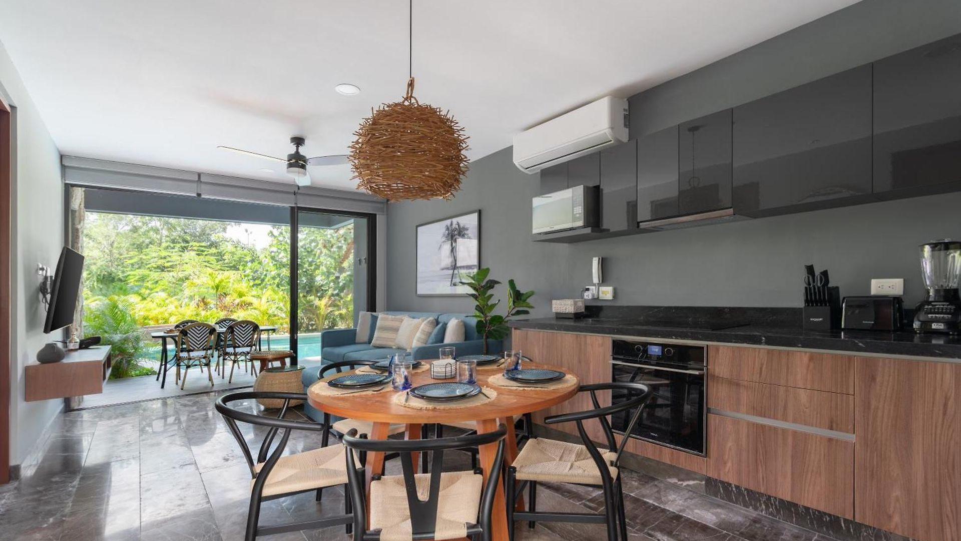Paramar Black * Tulum