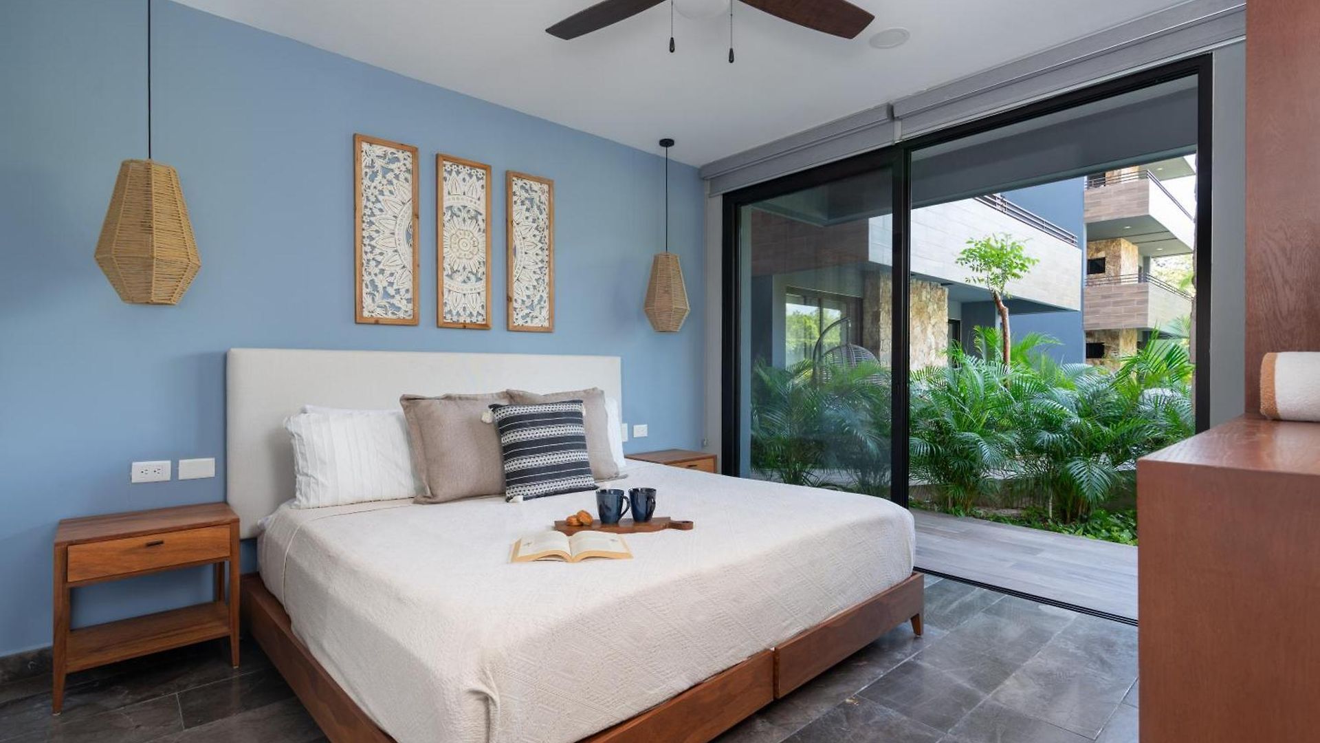 Paramar Black * Tulum
