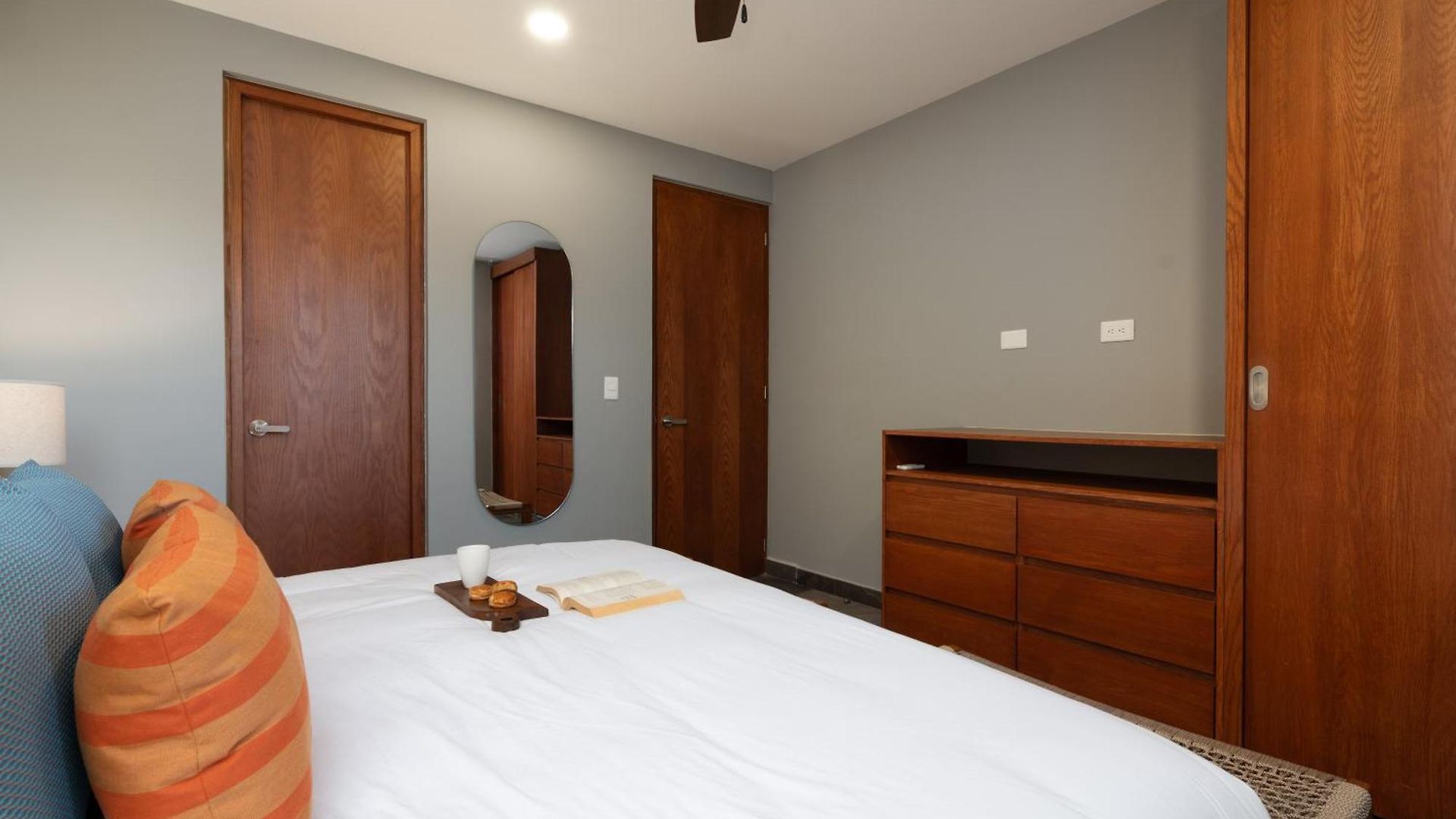 Paramar Black Apartamento